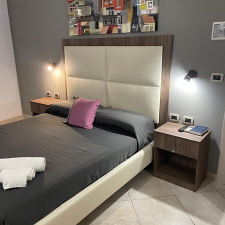 אבולה B&B Villa Eben Ezer מראה חיצוני תמונה
