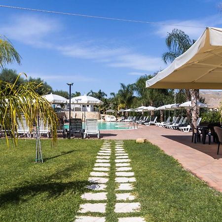 אבולה B&B Villa Eben Ezer מראה חיצוני תמונה