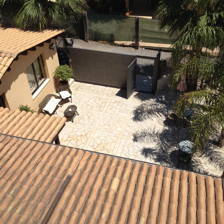 אבולה B&B Villa Eben Ezer מראה חיצוני תמונה